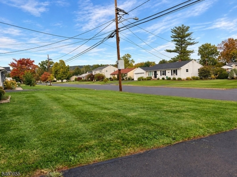 63 Marie Ave - Photo 17