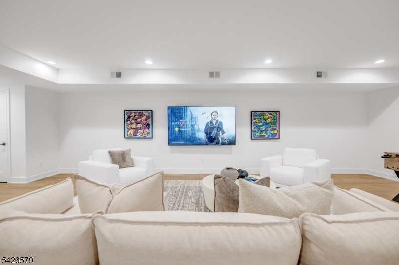 45 Feldman Ct - Photo 33
