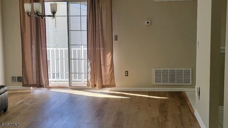 140 Potomac Dr - Photo 3