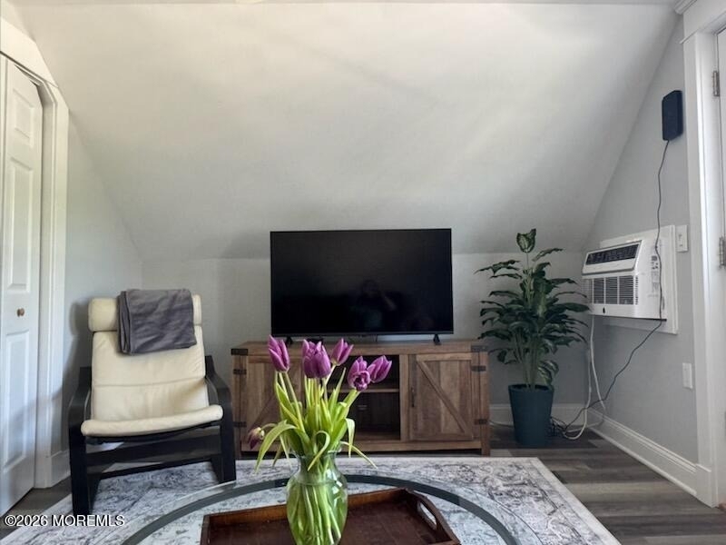 40 Waterman Ave #b Avenue - Photo 3