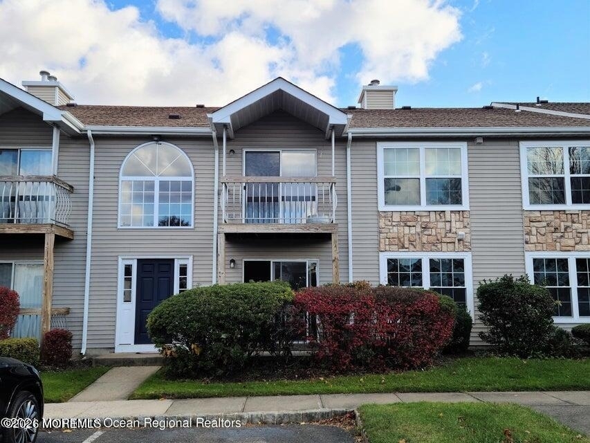 61 Diane Drive - Photo 0