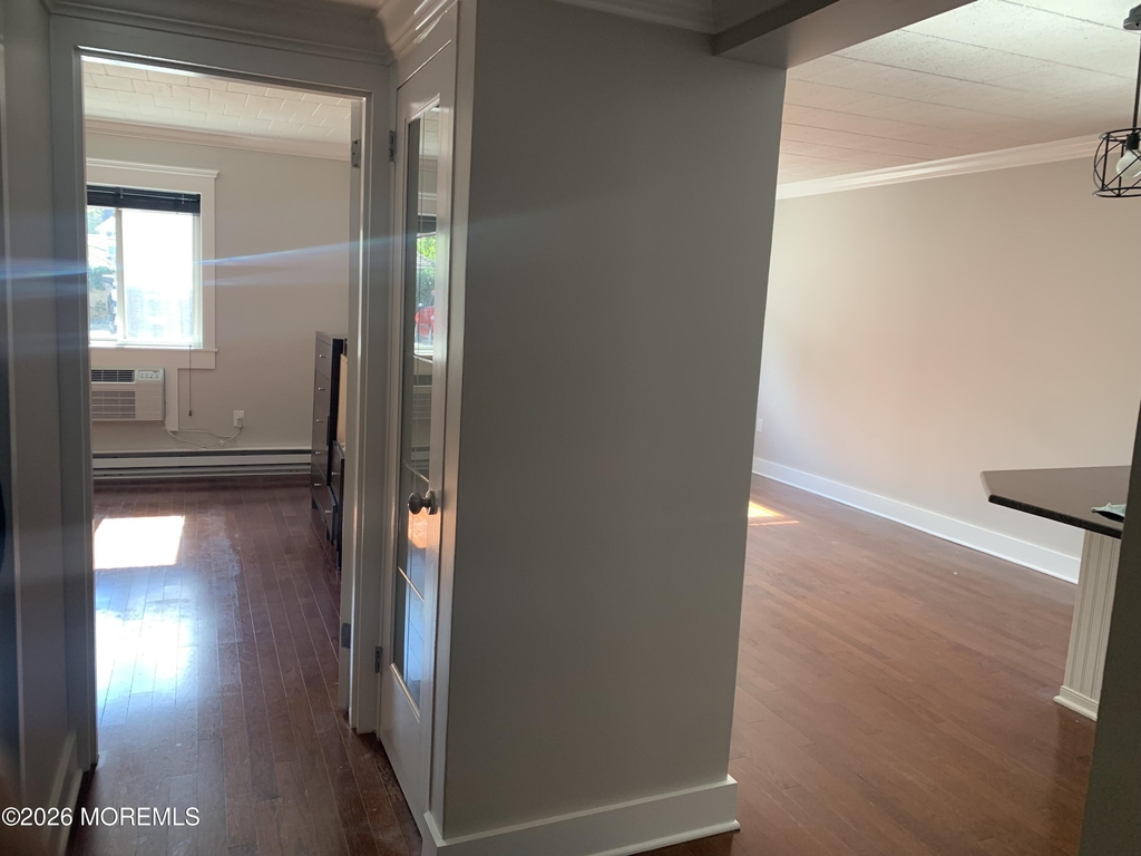 21 Leroy Place - Photo 8