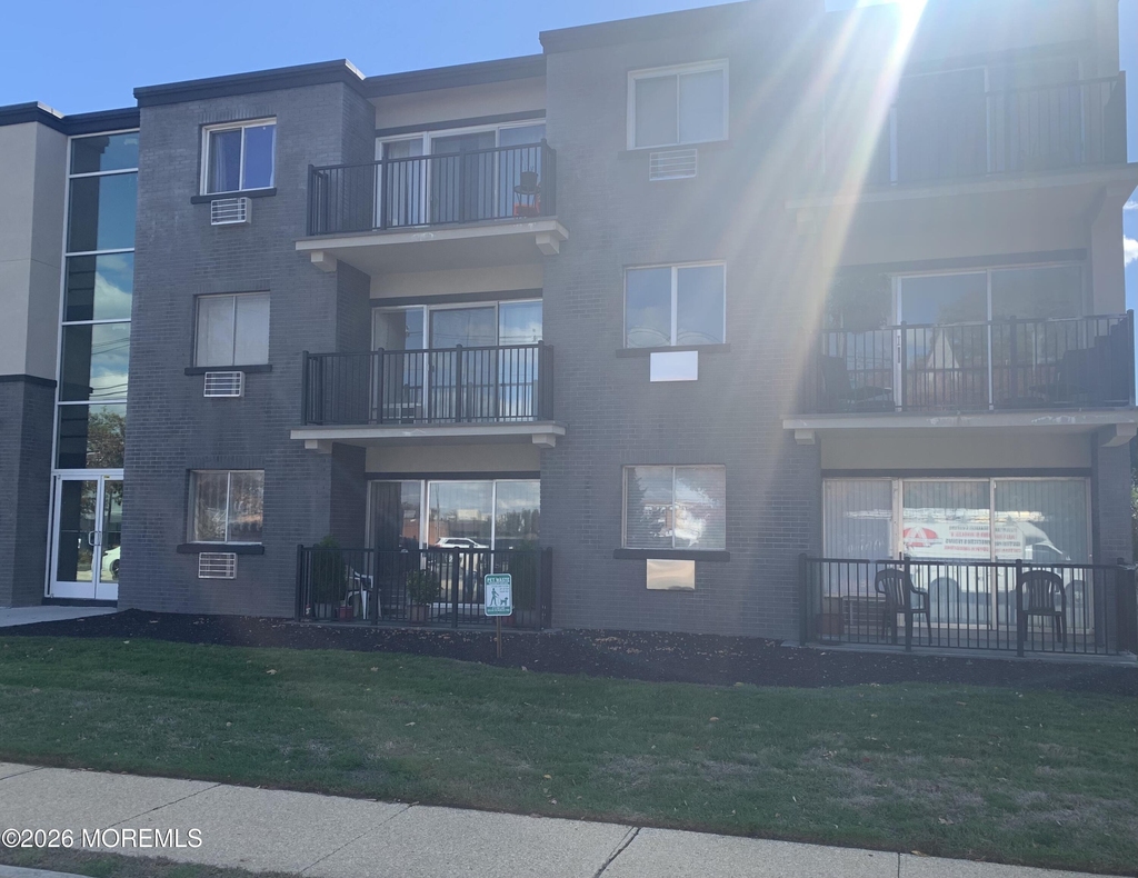 21 Leroy Place - Photo 11