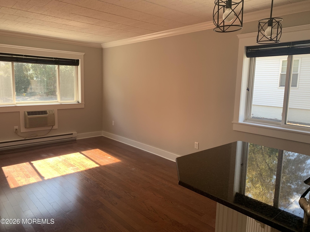 21 Leroy Place - Photo 3