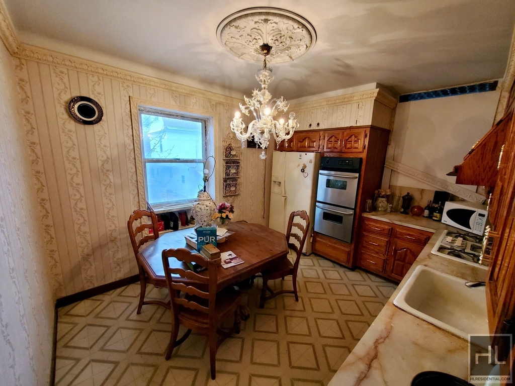 8015 21 Avenue - Photo 1