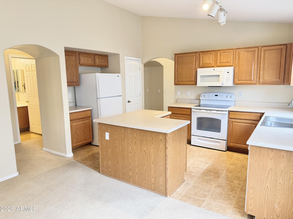 702 S 223rd Drive - Photo 7