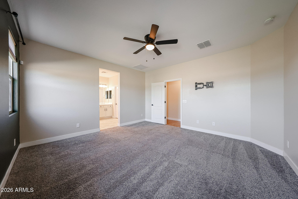 5121 N 81st Avenue - Photo 36