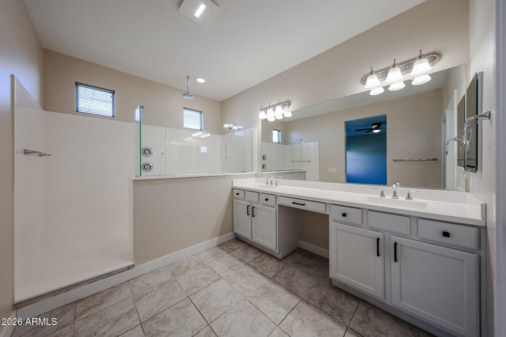 5121 N 81st Avenue - Photo 39