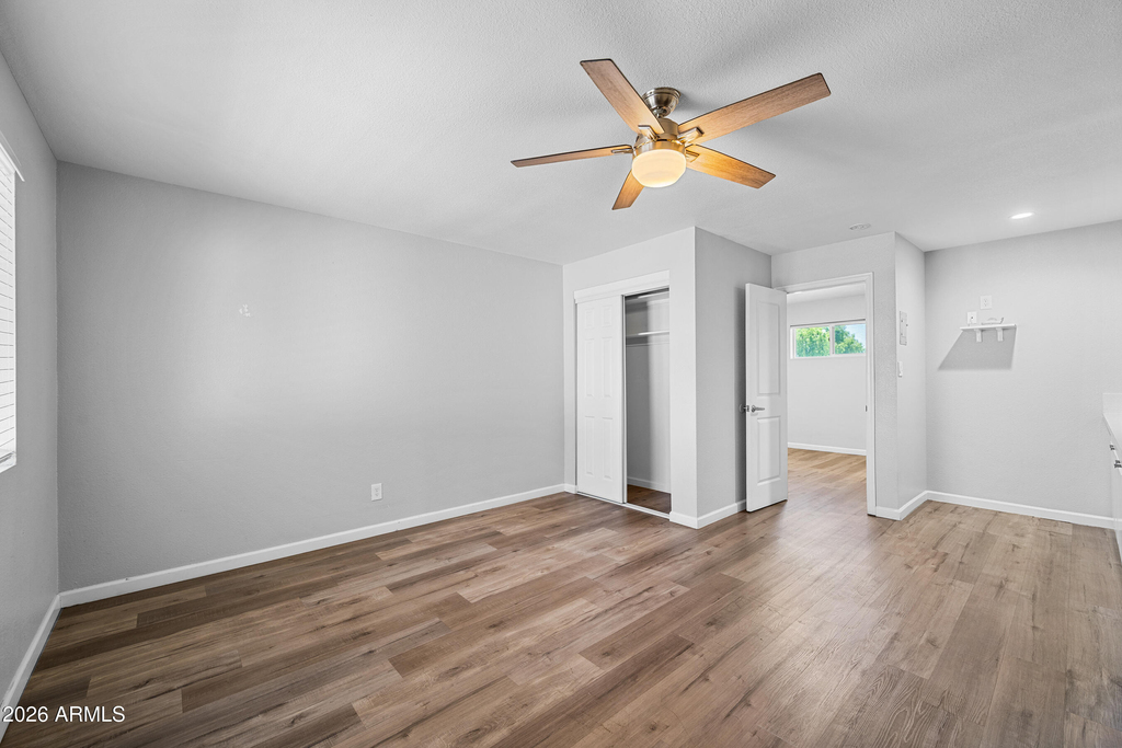 3025 N 32nd Street - Photo 0