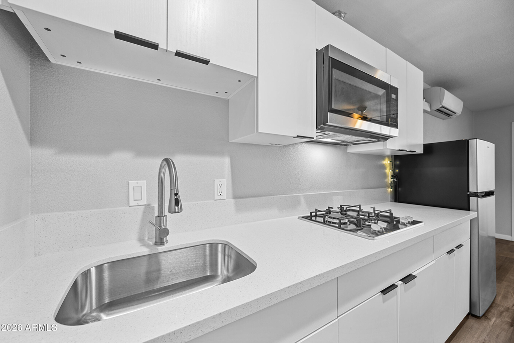 3025 N 32nd Street - Photo 4