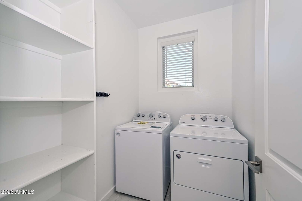 14203 W Voltaire Street - Photo 8