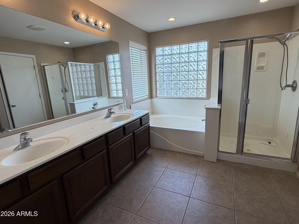 1464 E Natasha Drive - Photo 11
