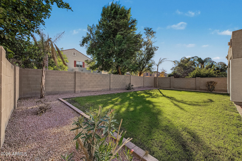 2757 E Vermont Drive - Photo 44