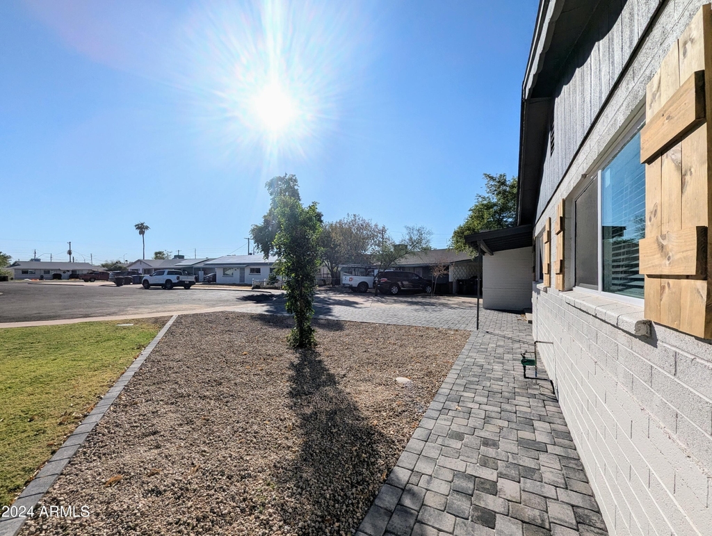121 N Flint Circle - Photo 5