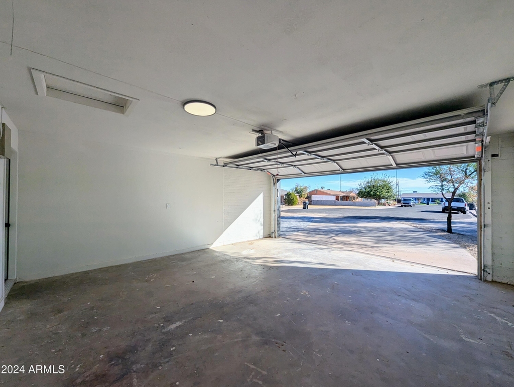 121 N Flint Circle - Photo 47