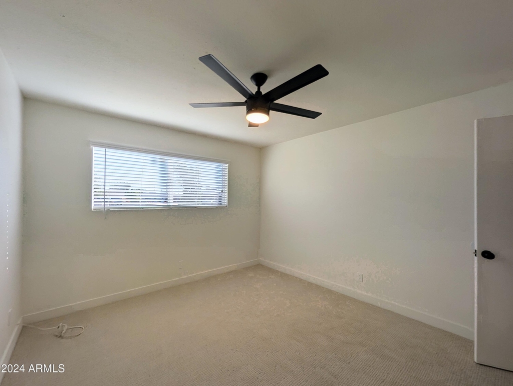 121 N Flint Circle - Photo 34