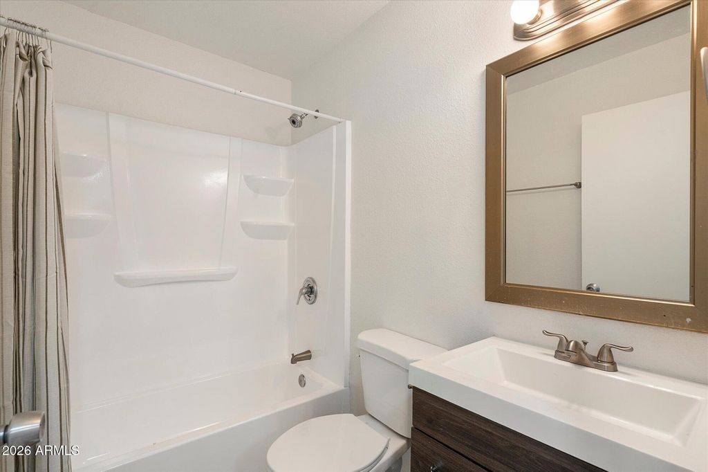 1346 E Mountain View Road - Photo 13