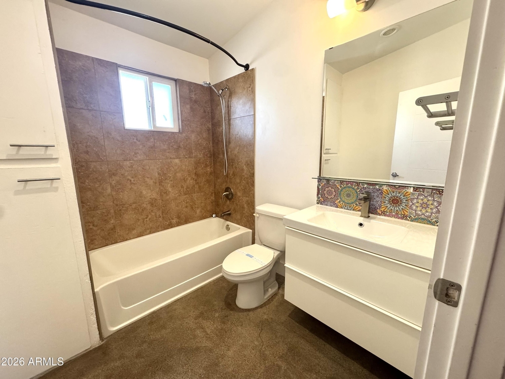 706 E Whitton Avenue - Photo 16
