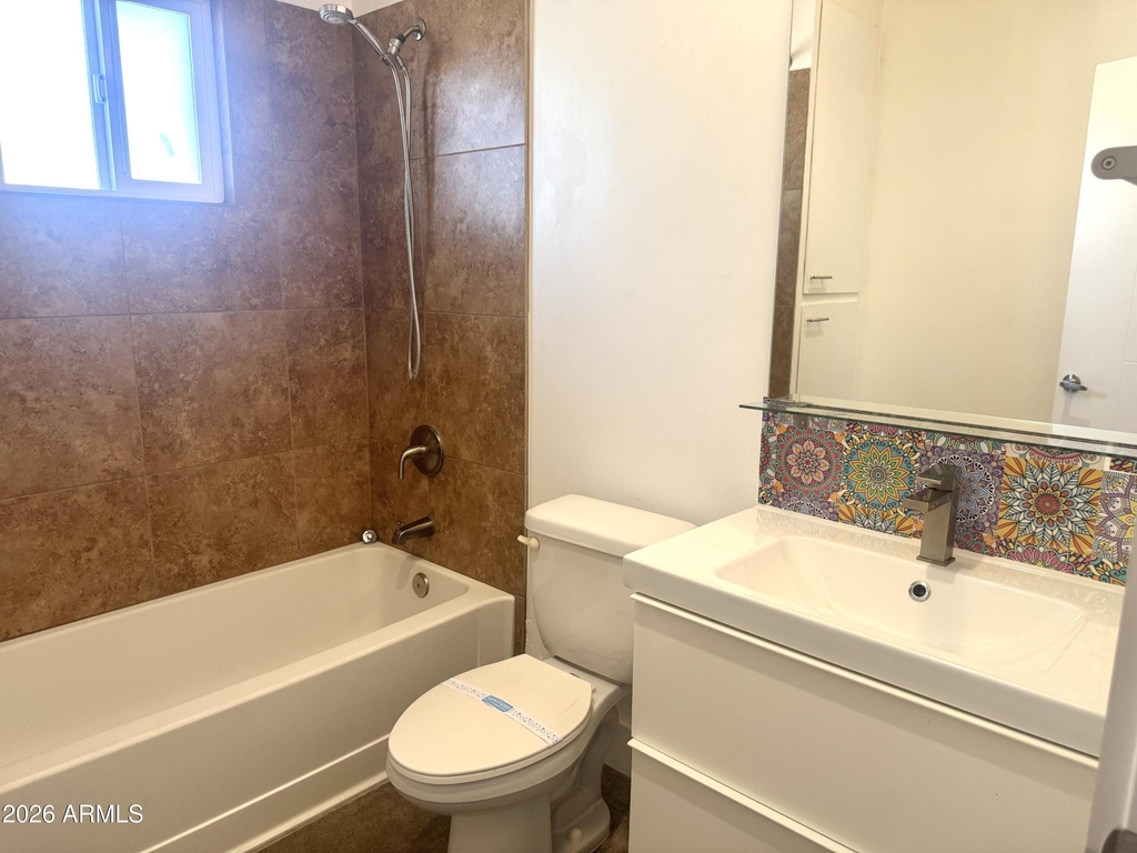 706 E Whitton Avenue - Photo 17
