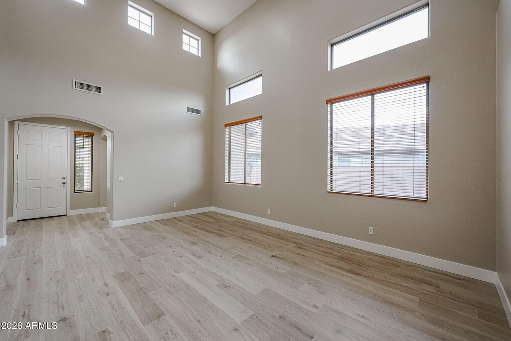 11920 W Cypress Street - Photo 11