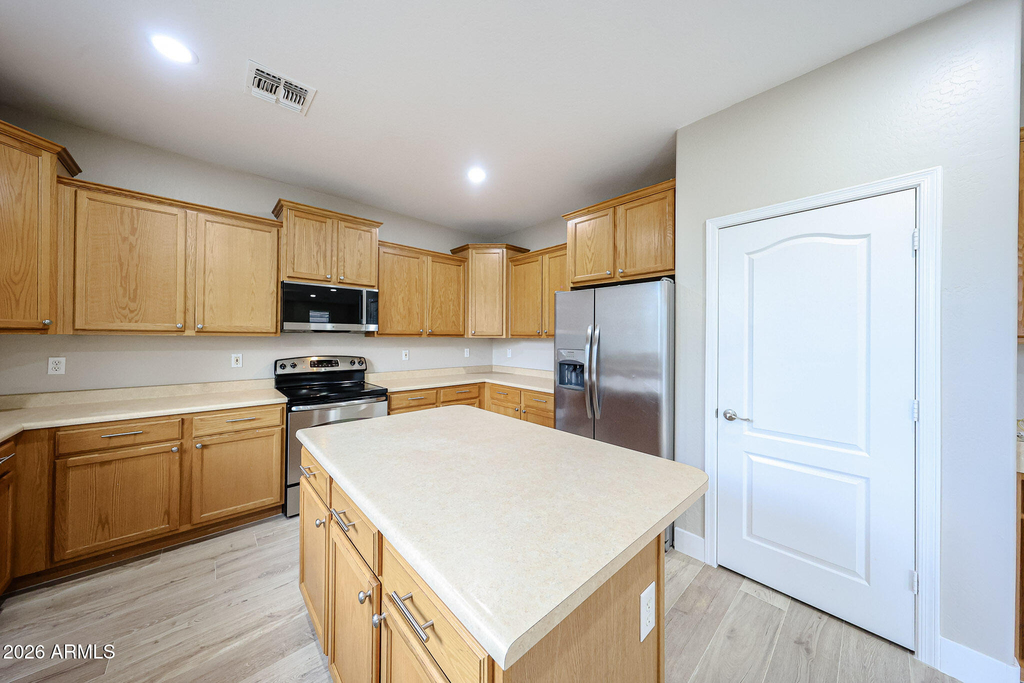 11920 W Cypress Street - Photo 20