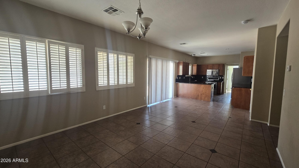 6613 N 28th Glen - Photo 9