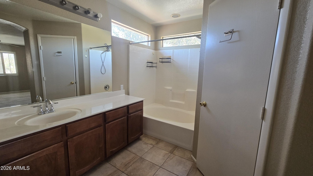 6613 N 28th Glen - Photo 16