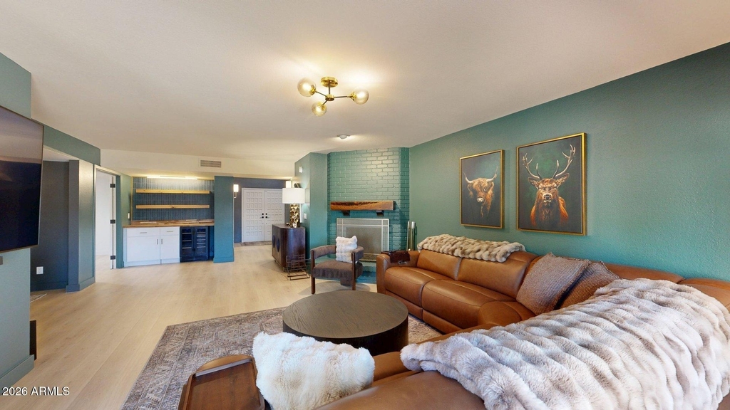 6240 E Kelton Lane - Photo 5