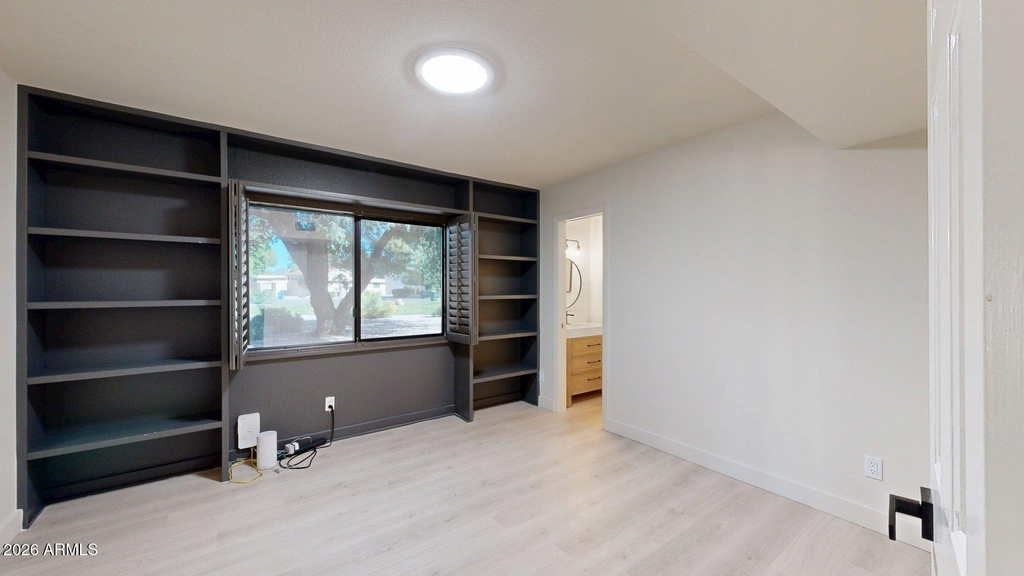 6240 E Kelton Lane - Photo 33
