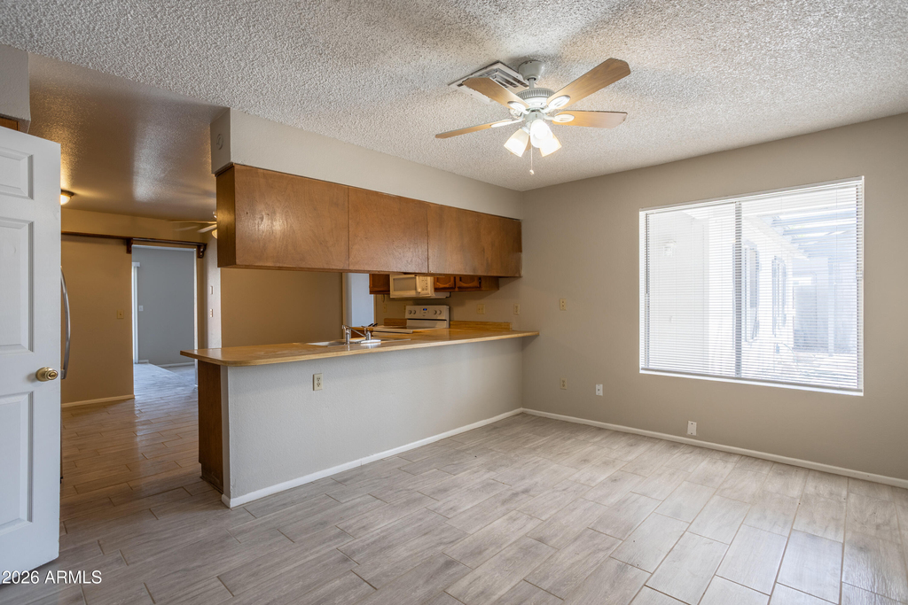 1705 W Mission Drive - Photo 4