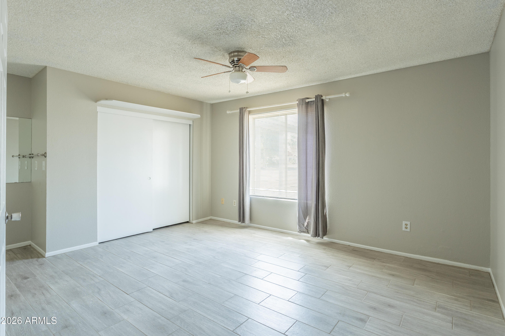 1705 W Mission Drive - Photo 15