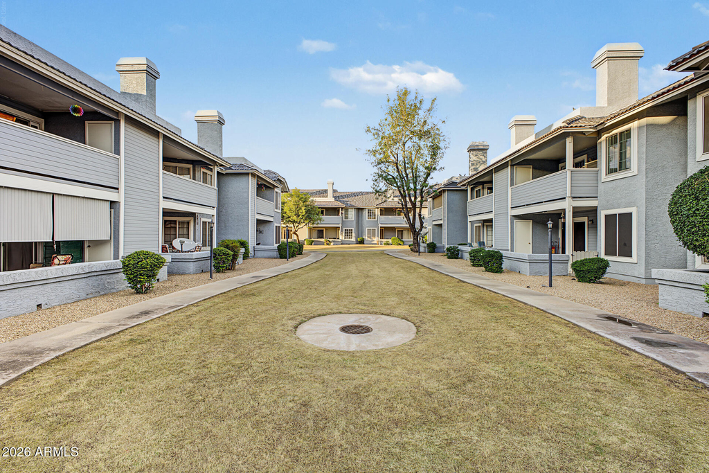 2910 W Marconi Avenue - Photo 28