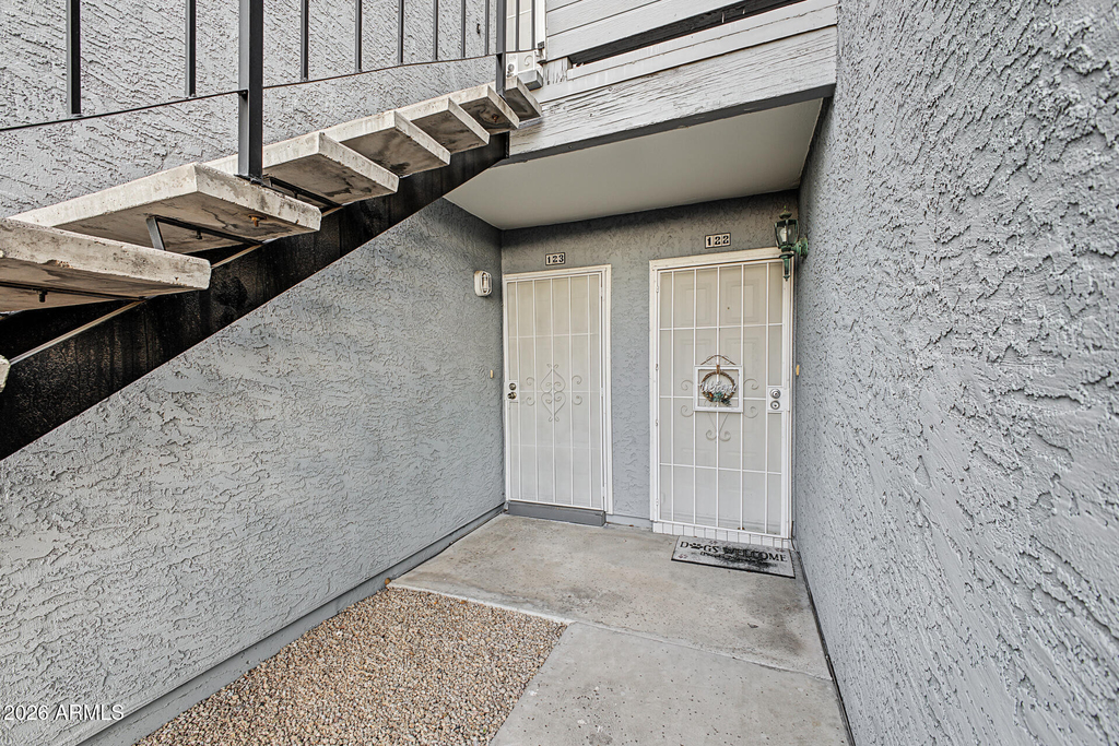 2910 W Marconi Avenue - Photo 1