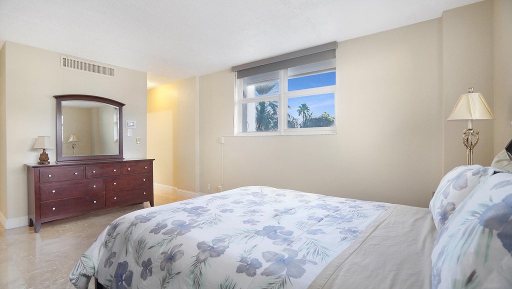 4250 Galt Ocean Drive - Photo 30