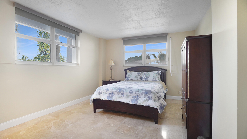 4250 Galt Ocean Drive - Photo 24