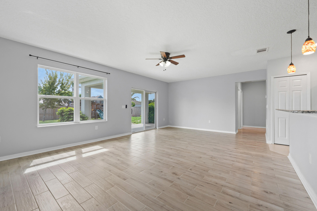 770 Sw Saragossa Avenue - Photo 7