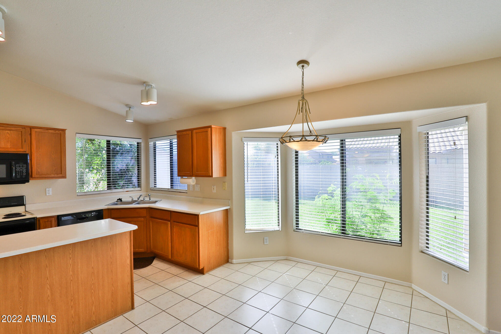 2463 E Longhorn Place - Photo 4