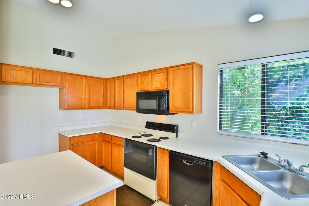 2463 E Longhorn Place - Photo 6