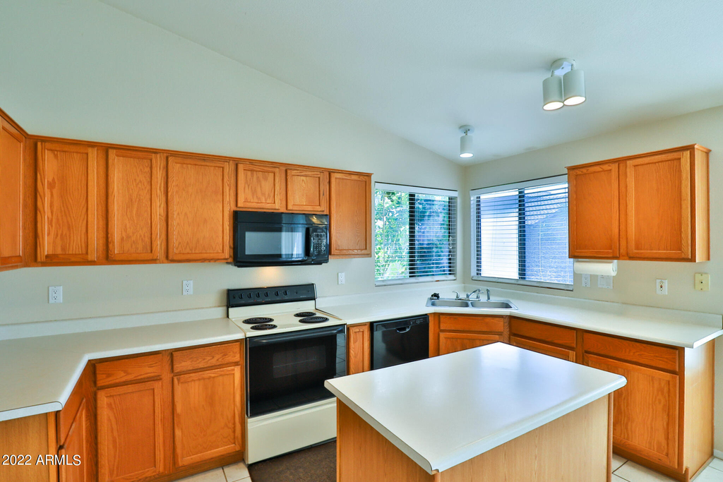 2463 E Longhorn Place - Photo 5
