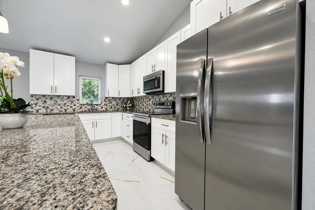 1749 Se Vesthaven Court - Photo 9