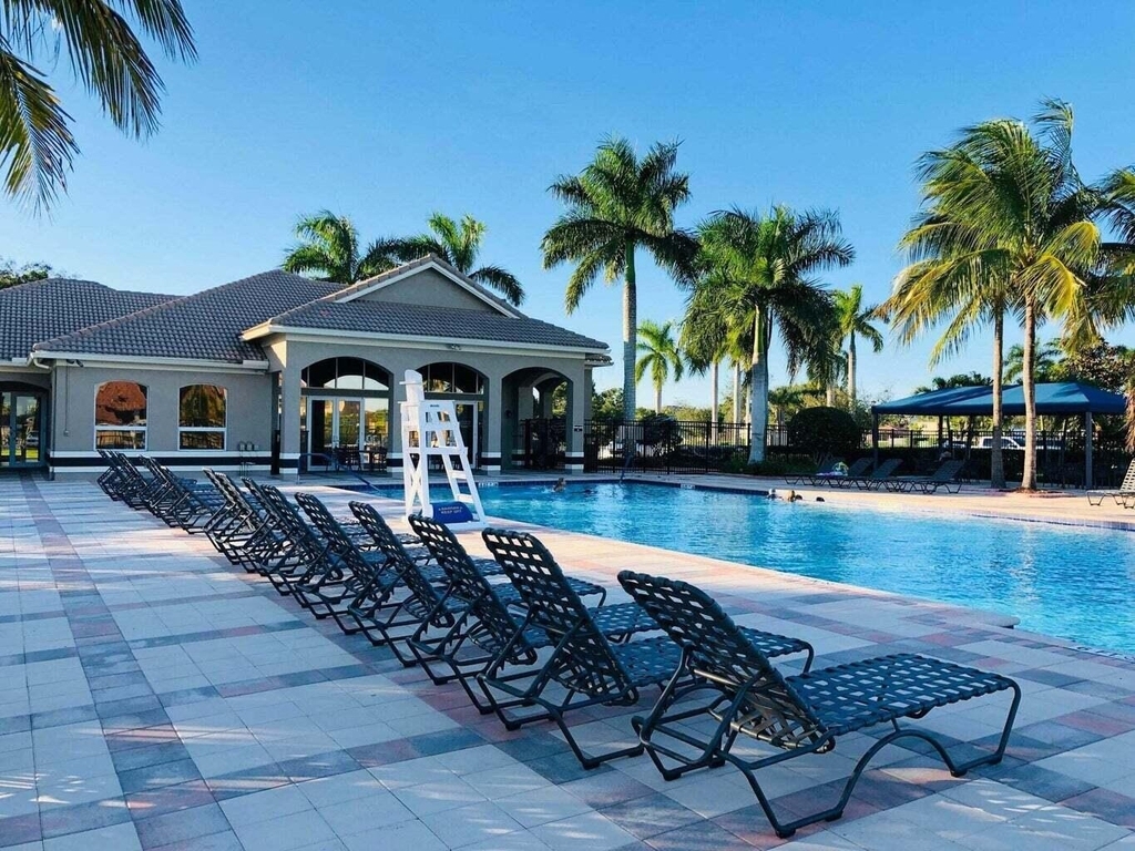 2125 Sw Cape Cod Drive - Photo 44