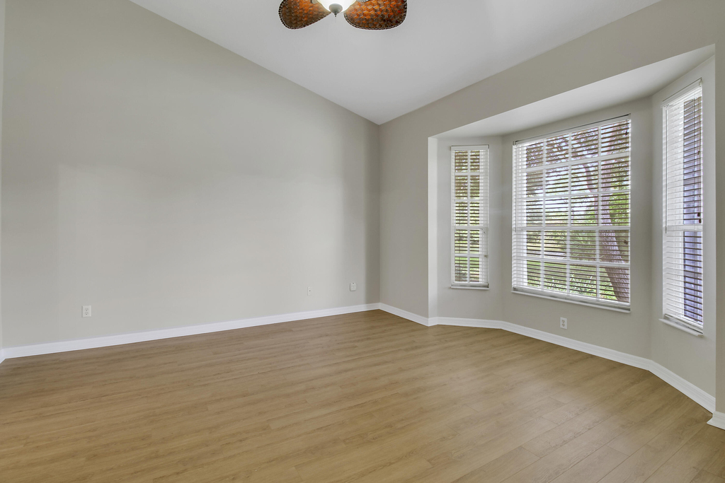 1667 Sw Harbour Isles Circle - Photo 16