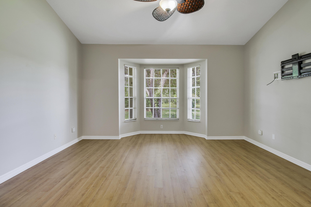 1667 Sw Harbour Isles Circle - Photo 17