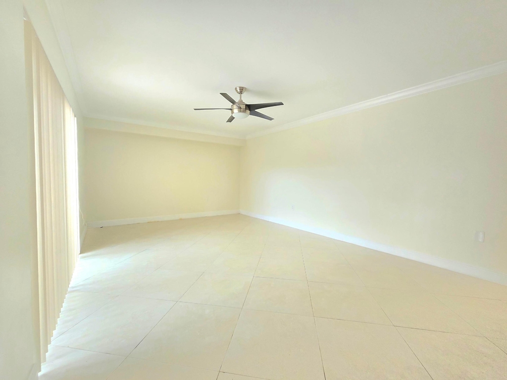 710 Mill Valley Place - Photo 4
