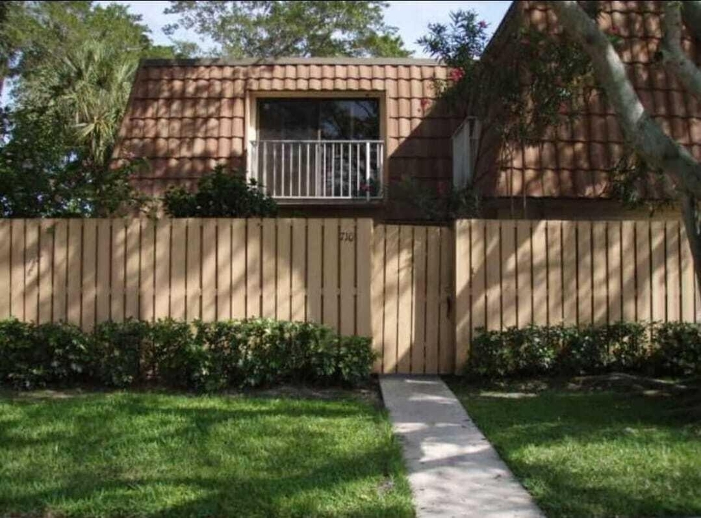 710 Mill Valley Place - Photo 2