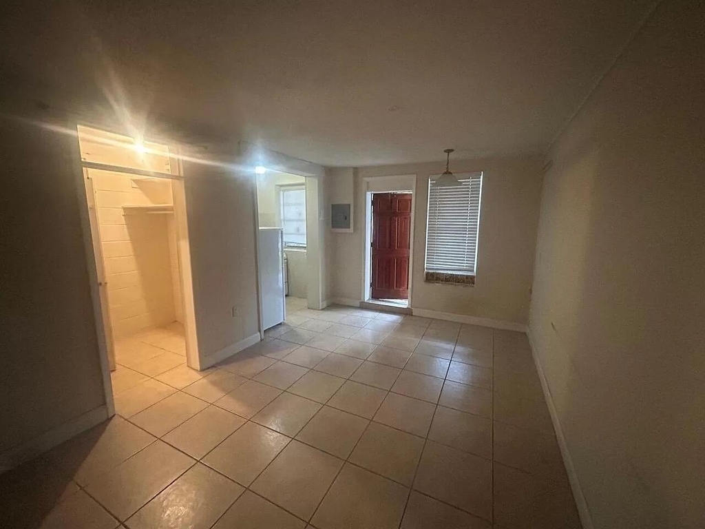 3312 Se 7th Street - Photo 2