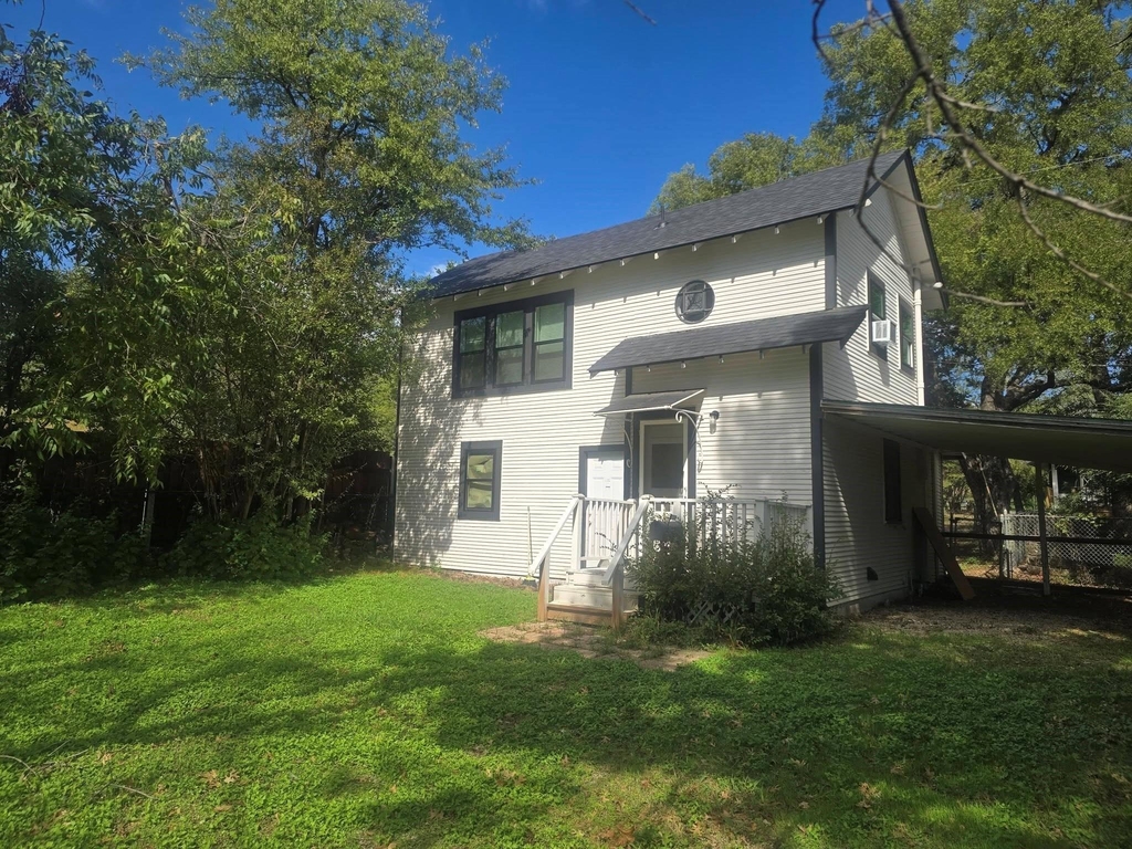 4819 Morris Avenue - Photo 0