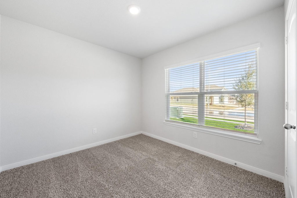 6320 Hyena Hollow Drive - Photo 9