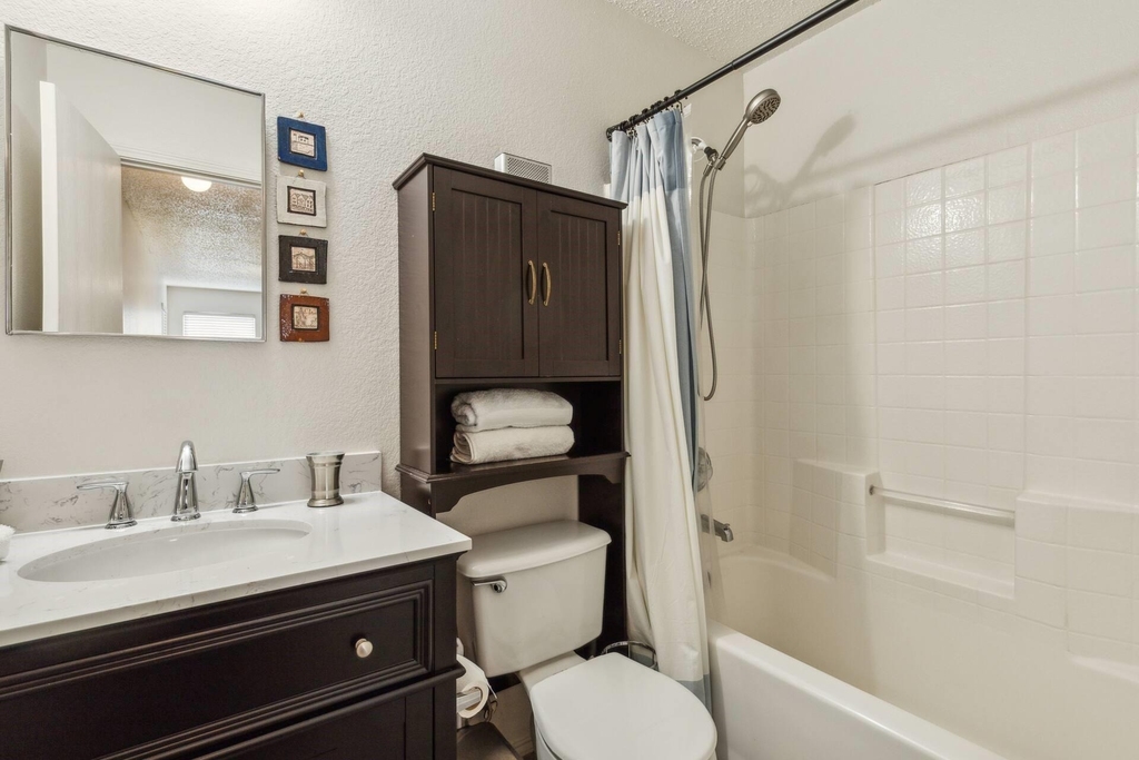 205 Crystalwood Drive - Photo 15