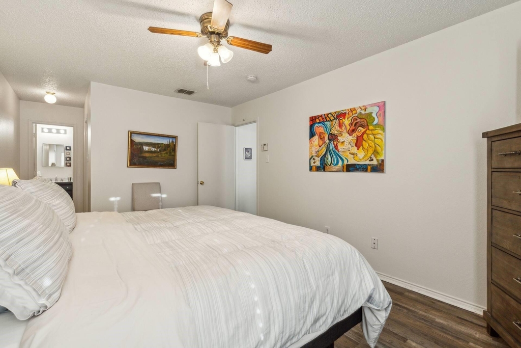 205 Crystalwood Drive - Photo 12